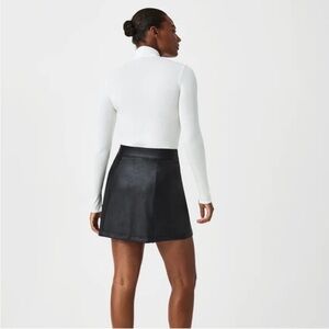 Spanx A line Chic Black Mini Skirt